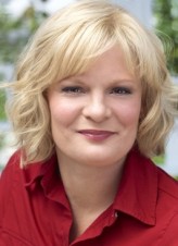 Martha Plimpton fotoğrafı