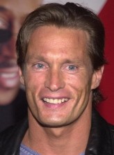 Brett Harrelson fotoğrafı