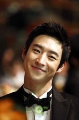 Lee Je-hoon Fotoğrafı