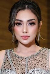 Celine Evangelista fotoğrafı