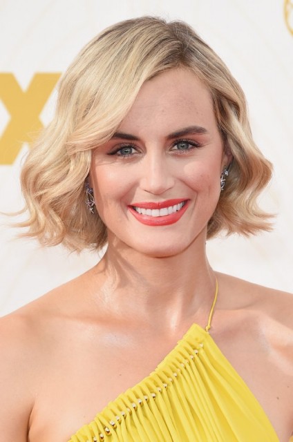Taylor Schilling Fotoğrafı