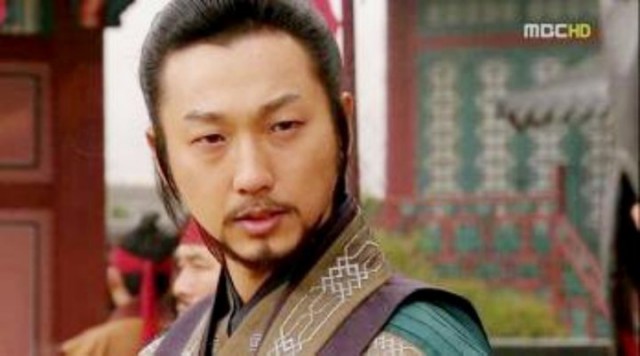 Lee Seung-hyo Fotoğrafı