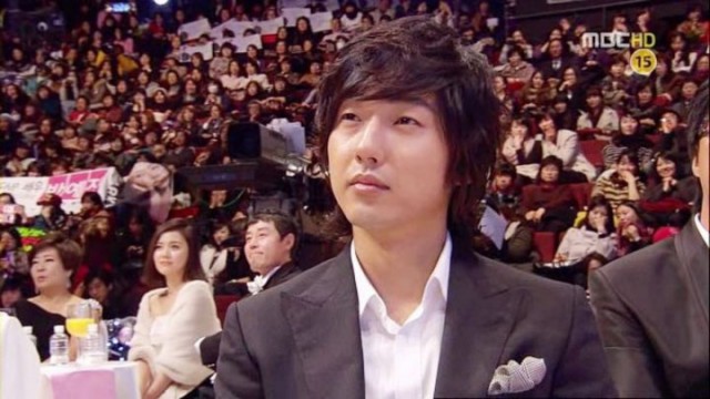 Lee Seung-hyo Fotoğrafı