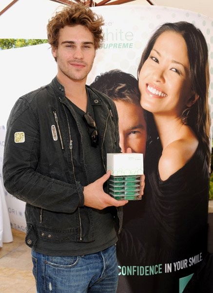 Grey Damon Fotoğrafı