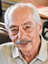 Genco Erkal fotoğrafı