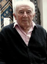 Sam Beazley fotoğrafı