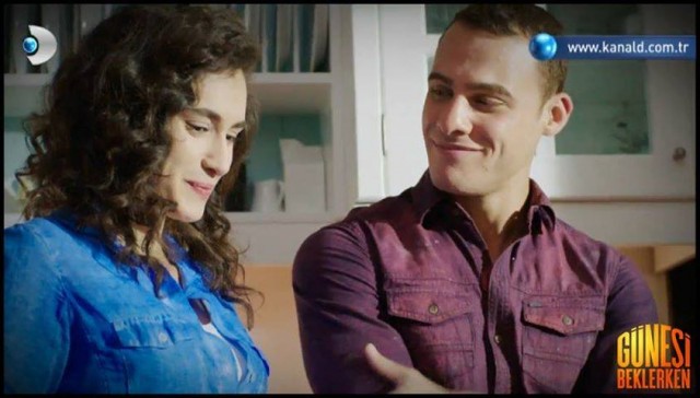 Kerem Bürsin Fotoğrafı