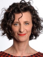 Felicity Ward fotoğrafı