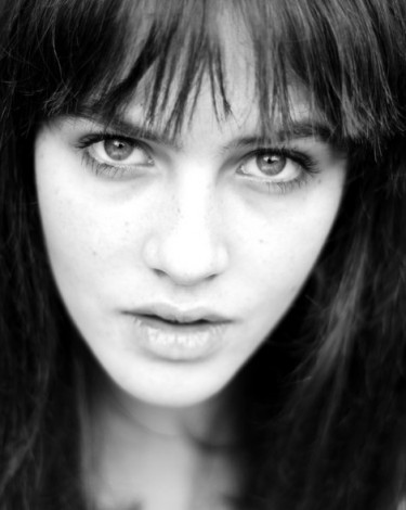 Jessica Brown-Findlay Fotoğrafı