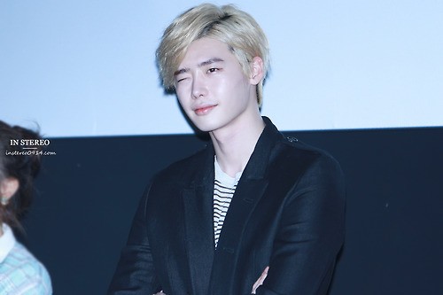 Lee Jong-suk Fotoğrafı