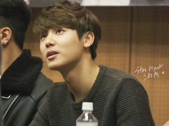 Kang Min-hyuk Fotoğrafı