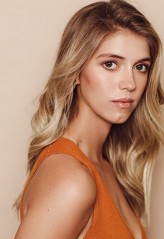 Lexi DiBenedetto fotoğrafı