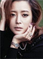Kim Hee-seon fotoğrafı