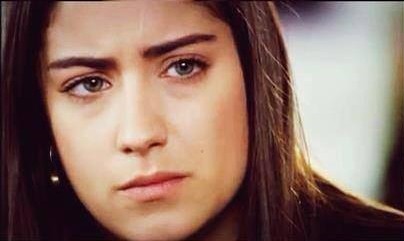 Hazal Kaya Fotoğrafı