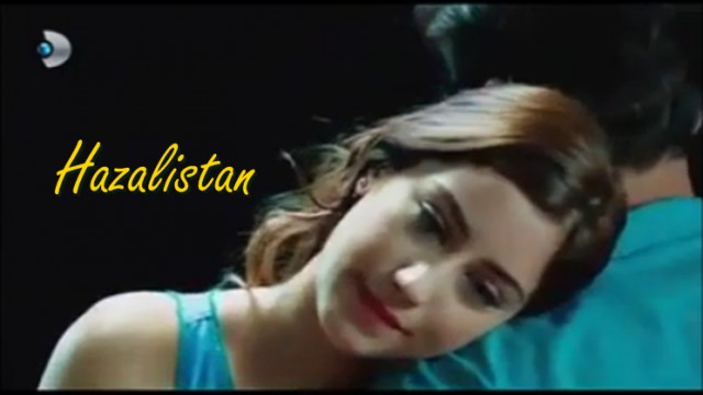 Hazal Kaya Fotoğrafı