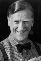 Donald Moffat Fotoğrafı