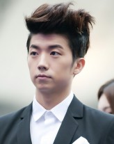 Wooyoung fotoğrafı