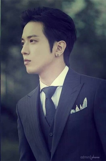 Jung Yong-Hwa Fotoğrafı