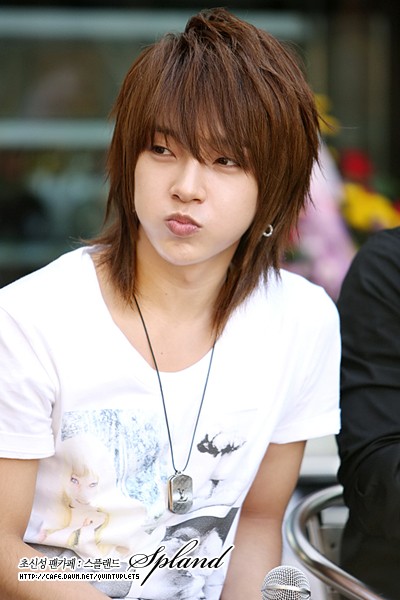 Yoon Hak fotoğrafı