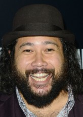 Cooper Andrews fotoğrafı