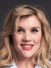 Emerald Fennell fotoğrafı