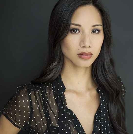 Elena Juatco Fotoğrafı