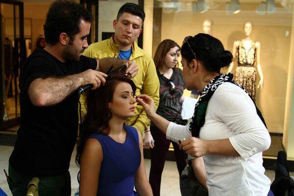 Gizem Karaca Fotoğrafı