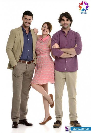 Gizem Karaca Fotoğrafı