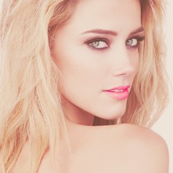 Amber Heard fotoğrafı