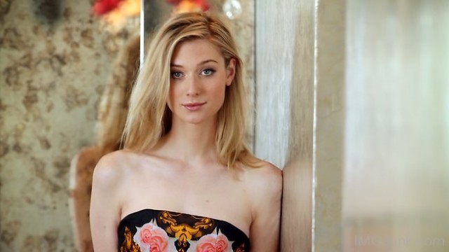 Elizabeth Debicki Fotoğrafı