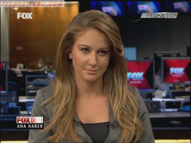 Nazlı Tolga fotoğrafı