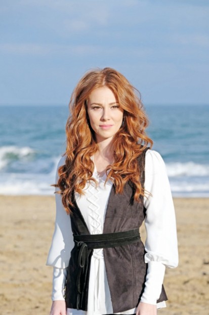 Elçin Sangu Fotoğrafı