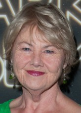 Annette Badland fotoğrafı