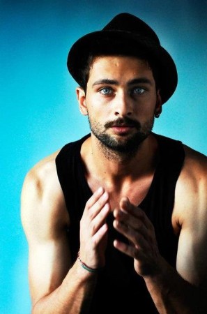 Onur Tuna Fotoğrafı