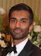 Nikesh Patel fotoğrafı