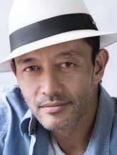 Byron Bishop fotoğrafı