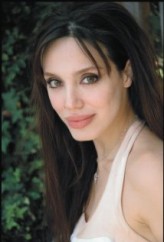 Nicole Lari-Joni fotoğrafı