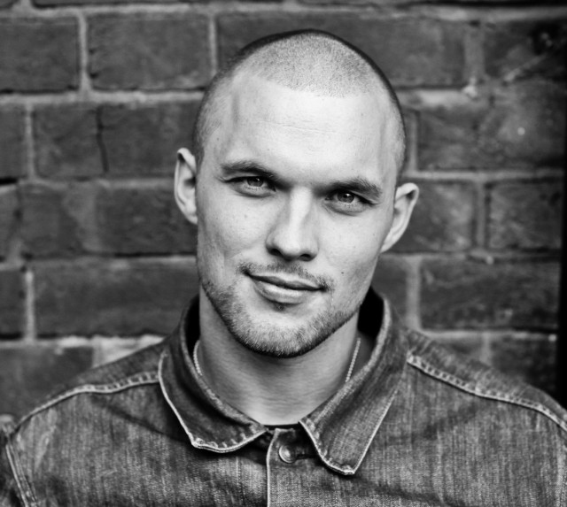 Ed Skrein	 Fotoğrafı