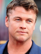 Luke Hemsworth fotoğrafı