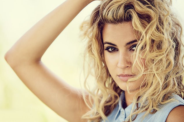 Tori Kelly Fotoğrafı