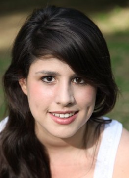 Alix Cross Fotoğrafı