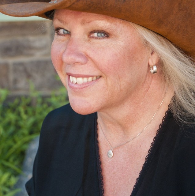 Deborah Lee Douglas Fotoğrafı