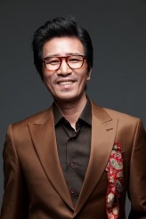 Shin Jeong-Keun fotoğrafı