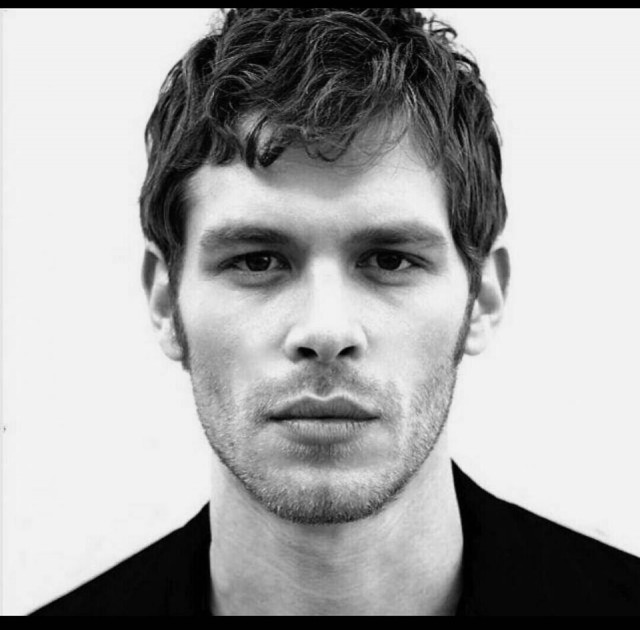Joseph Morgan Fotoğrafı