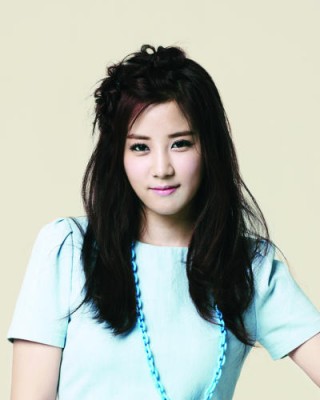 Park Cho-Rong Fotoğrafı