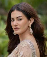 Amyra Dastur fotoğrafı