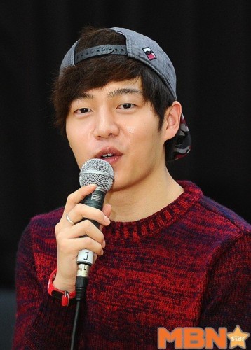 Son Seung-Won Fotoğrafı