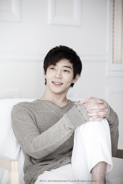 Park Yoo-Hwan Fotoğrafı