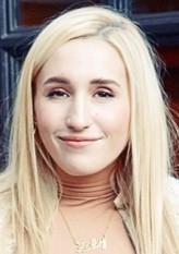 Harley Quinn Smith fotoğrafı