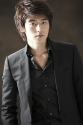 Yoon Jong-Hwa fotoğrafı